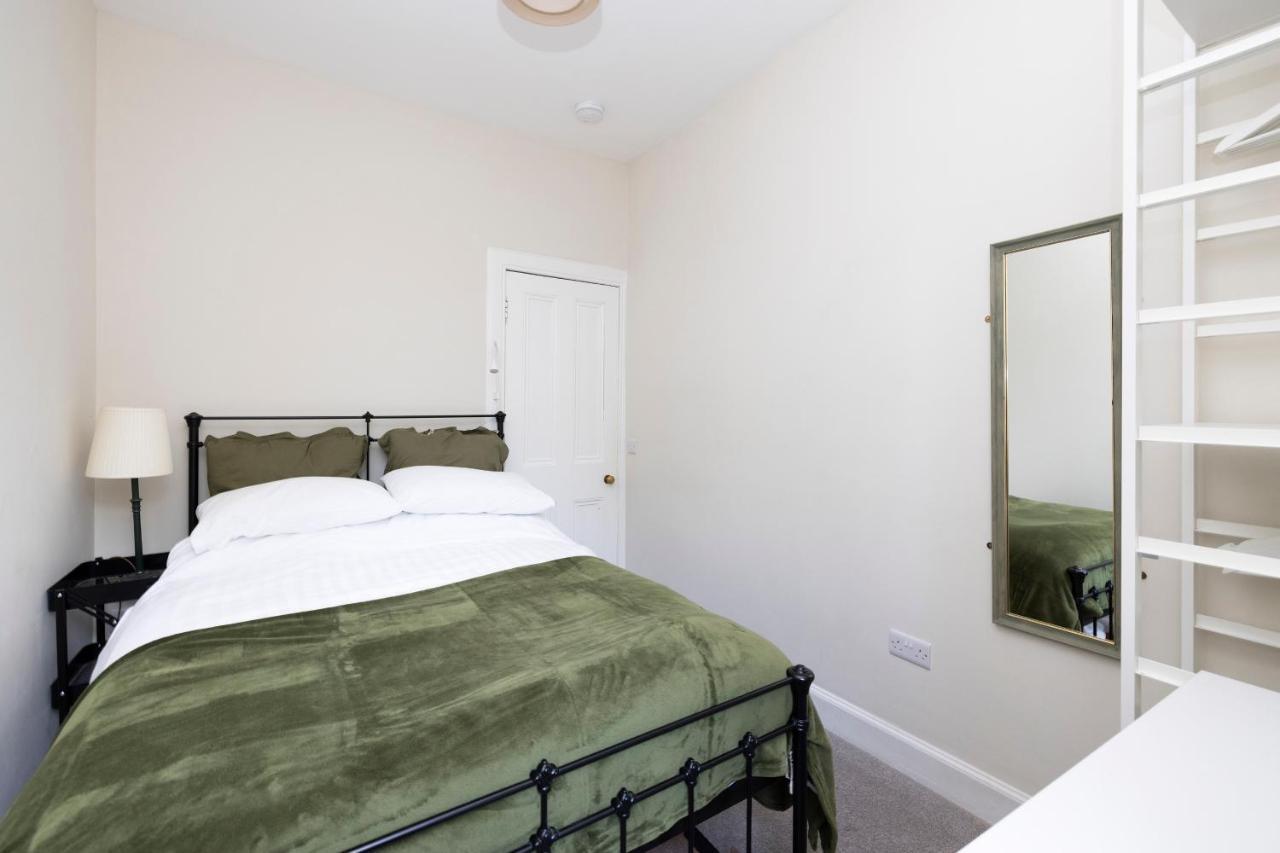 Edinburgh Holyrood Park Views Apartment Exterior foto